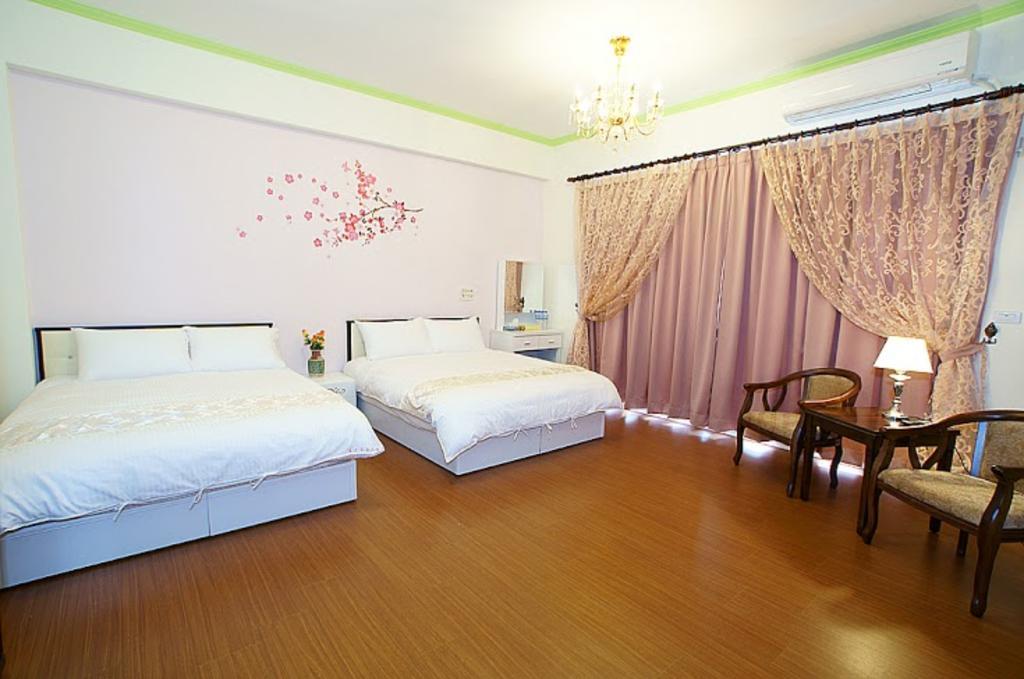 Taitung East First B&B מראה חיצוני תמונה